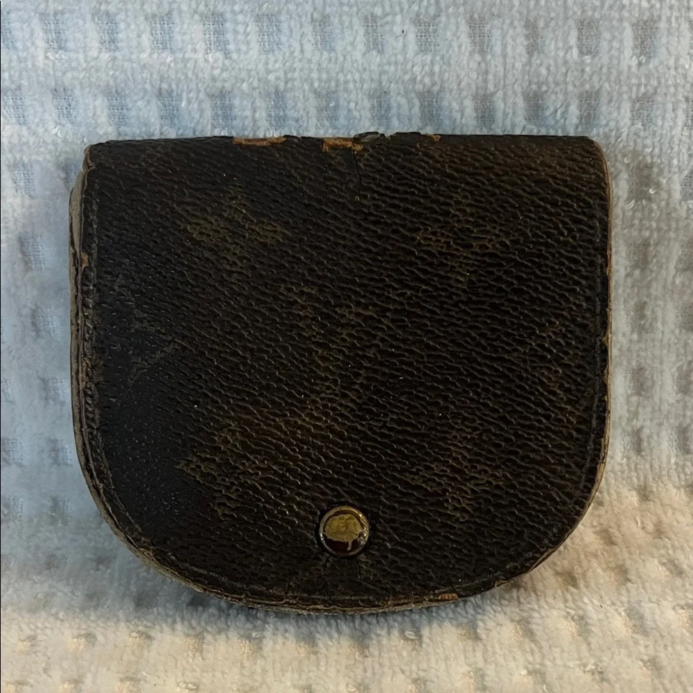 Louis Vuitton Porte Monnaie Gousset Coin Purse